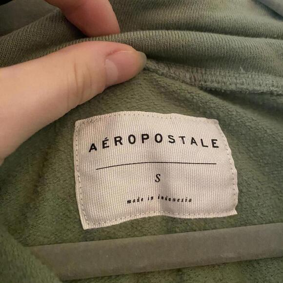 AEROPOSTALE green long sleeve crop top - Picture 2 of 5